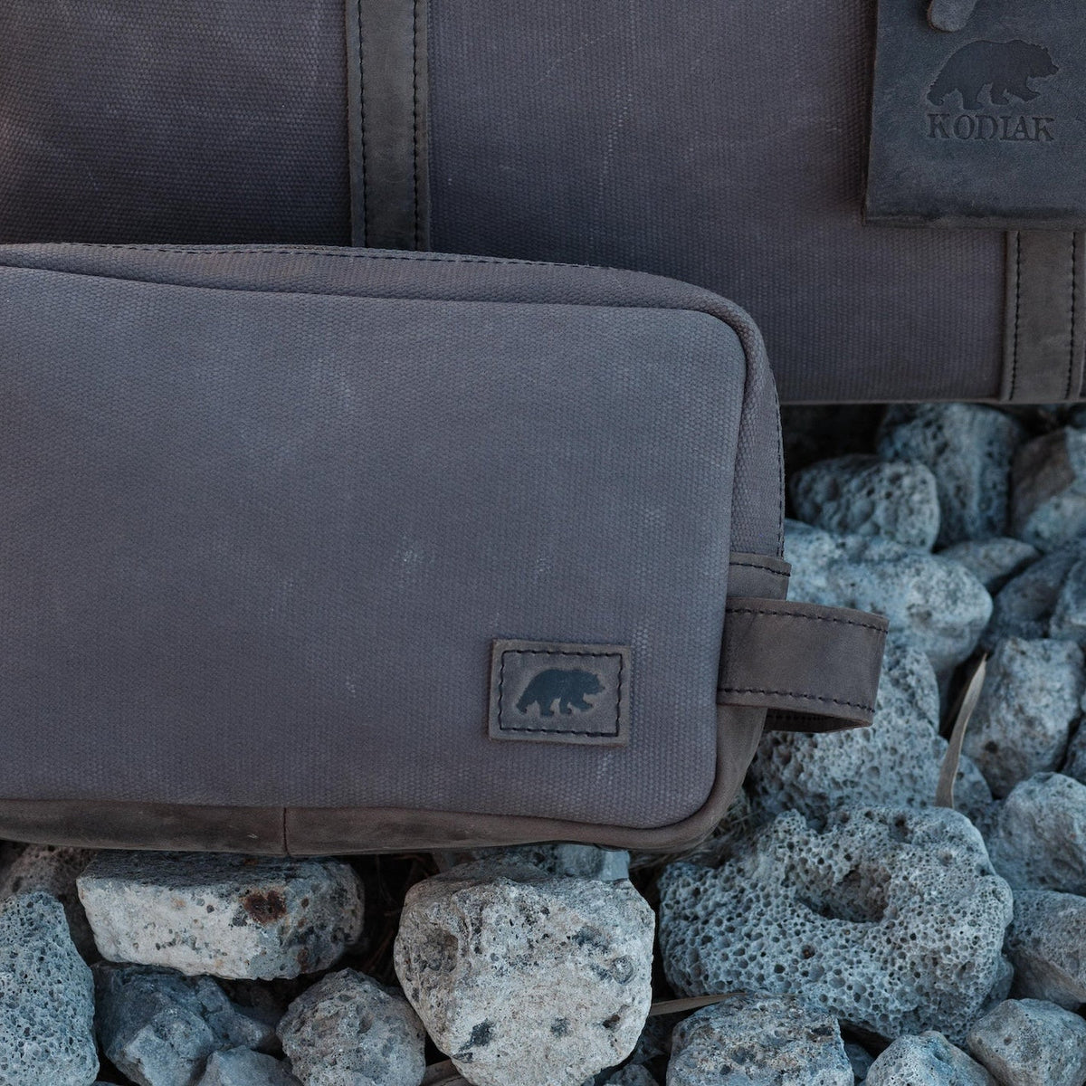 Canvas Weekender Dopp Bag