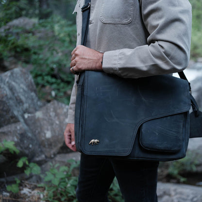 LIMITED EDITION - Yukon Leather Messenger