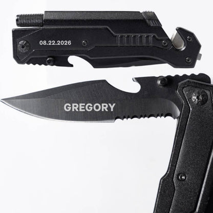 Personalized Knife with Flashlight