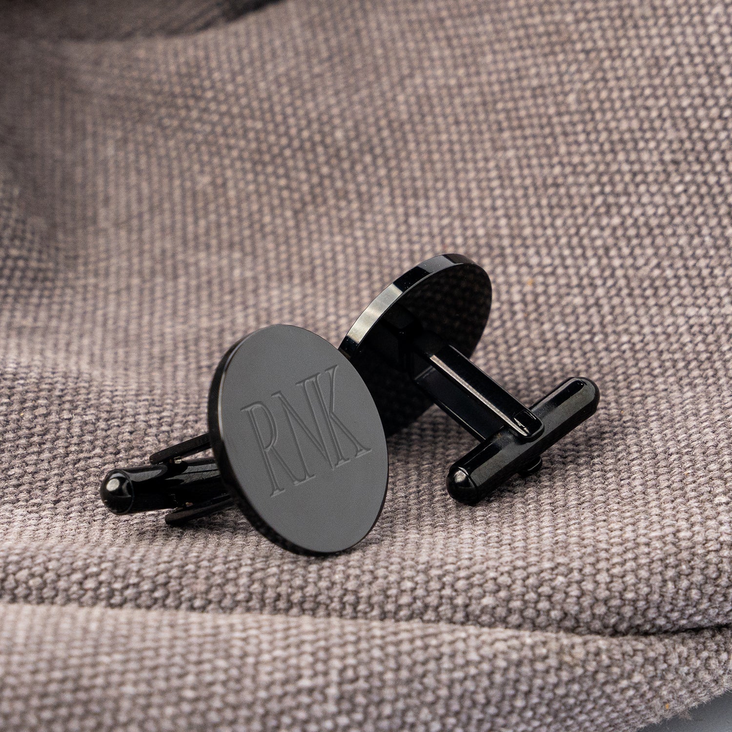 Black cufflinks engraving design sample for groomsmen gift
