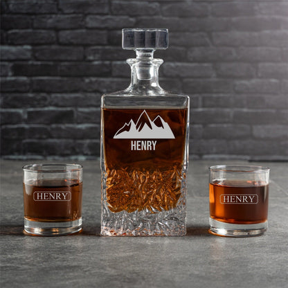 Engraved square decanter with two whiskey glasses best man gift